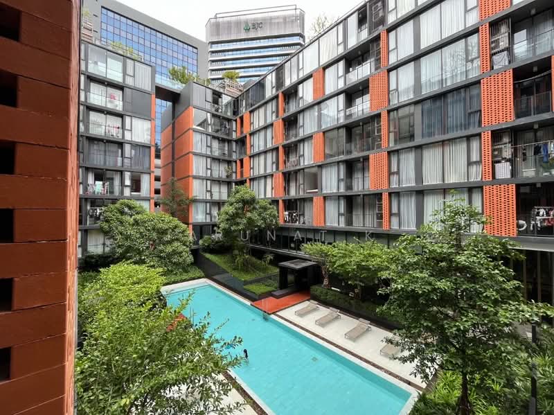 Quintara Treehaus Sukhumvit 42, Bangkok, Soi Bar Bose 2, Sukhumvit 42, Phra Kanong, Khlong Toei, Bangkok, 1 Bedroom, 40 sqm, Condo For Rent, by Jarunat K, 500233260 - DDproperty.com