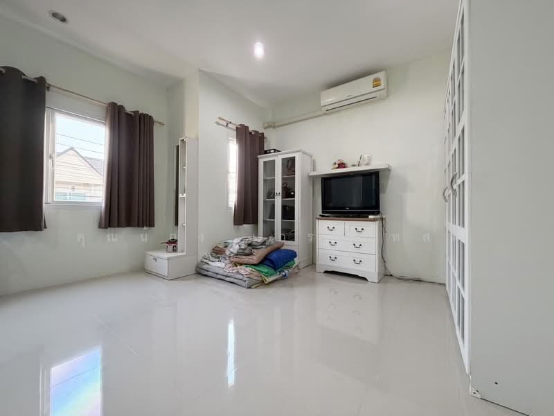หมู่บ้าน แกรนด์ กิตติยา พุทธมณฑล, Nakhon Pathom, พุทธมณฑลสาย 4, Khlong Yong, Phuttha Mon Thon, Nakhon Pathom, 3 Bedrooms, 115 sqm, Townhouse For Sale, by คุณน้อง เกรทเทสต์, 500233326 - DDproperty.com