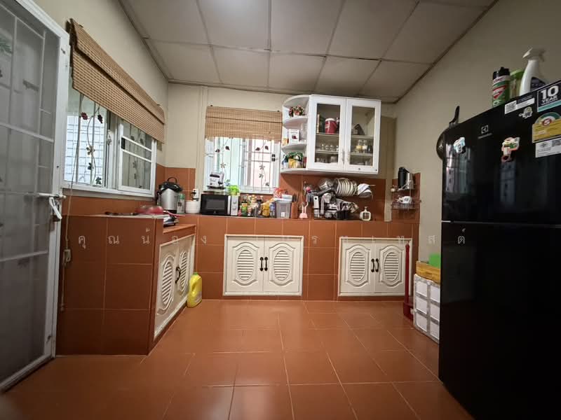 หมู่บ้าน แกรนด์ กิตติยา พุทธมณฑล, Nakhon Pathom, พุทธมณฑลสาย 4, Khlong Yong, Phuttha Mon Thon, Nakhon Pathom, 3 Bedrooms, 115 sqm, Townhouse For Sale, by คุณน้อง เกรทเทสต์, 500233326 - DDproperty.com