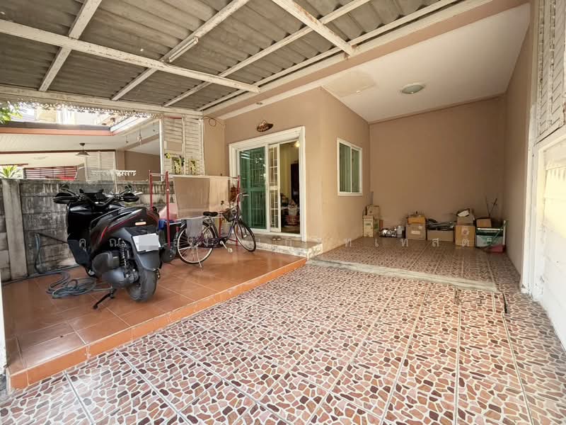 หมู่บ้าน แกรนด์ กิตติยา พุทธมณฑล, Nakhon Pathom, พุทธมณฑลสาย 4, Khlong Yong, Phuttha Mon Thon, Nakhon Pathom, 3 Bedrooms, 115 sqm, Townhouse For Sale, by คุณน้อง เกรทเทสต์, 500233326 - DDproperty.com