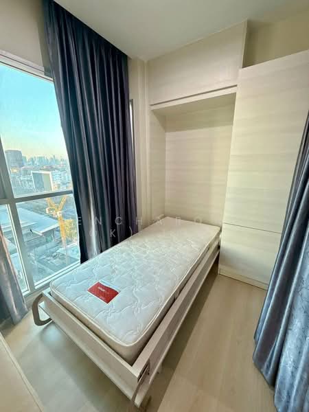 Life Ratchadapisek, Bangkok, 279 Ratchadapisaek Road, Huai Khwang, Huai Khwang, Bangkok, 2 Bedrooms, 47 sqm, Condo For Rent, by Bencharong (Yok) Treerat-a-na-wat, 500233344 - DDproperty.com