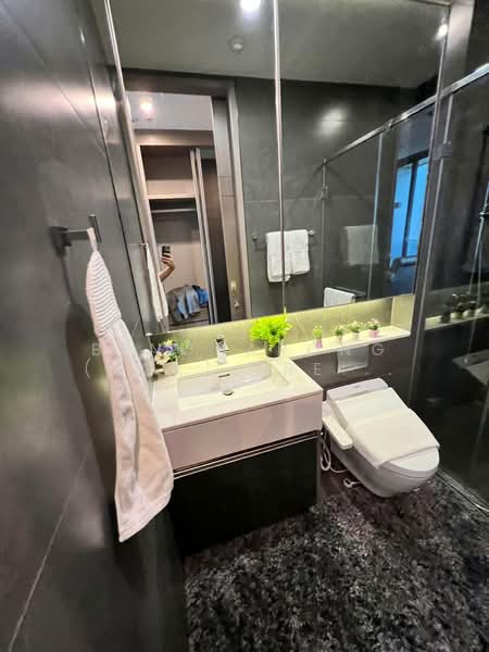 The Esse at Singha Complex, Bangkok, 1788 New Petchaburi Rd, Khlongtoei Nua, Watthana, Bangkok, 1 Bedroom, 36 sqm, Condo For Rent, by Bencharong (Yok) Treerat-a-na-wat, 500233354 - DDproperty.com