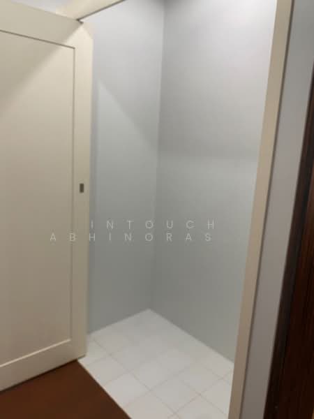 Siri Residence, Bangkok, 21 Soi Sukhumvit 24, Khong Tan, Khlong Toei, Bangkok, 2 Bedrooms, 110 sqm, Condo For Rent, by Intouch Abhinorasaeth, 500233363 - DDproperty.com