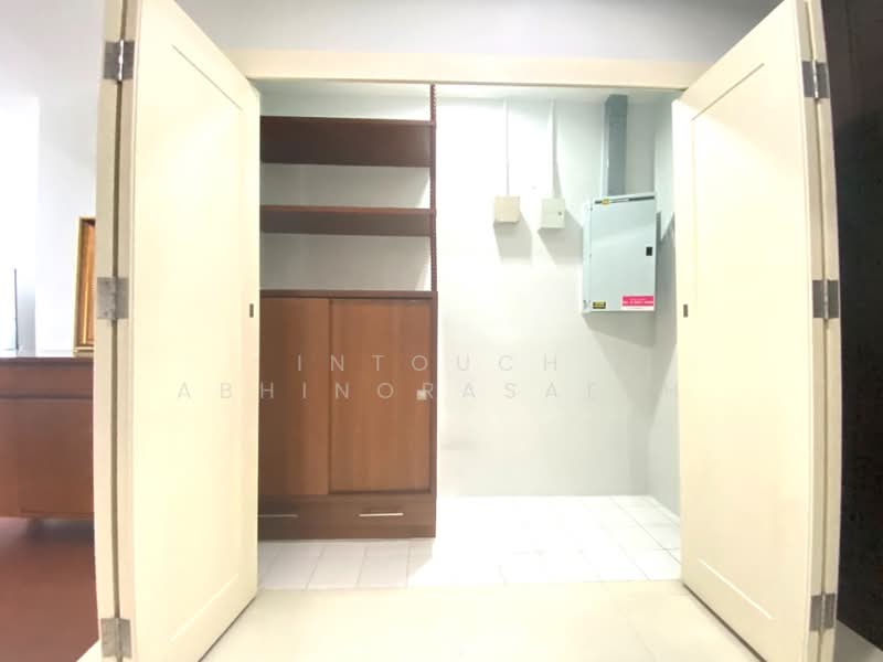 Siri Residence, Bangkok, 21 Soi Sukhumvit 24, Khong Tan, Khlong Toei, Bangkok, 2 Bedrooms, 110 sqm, Condo For Rent, by Intouch Abhinorasaeth, 500233363 - DDproperty.com