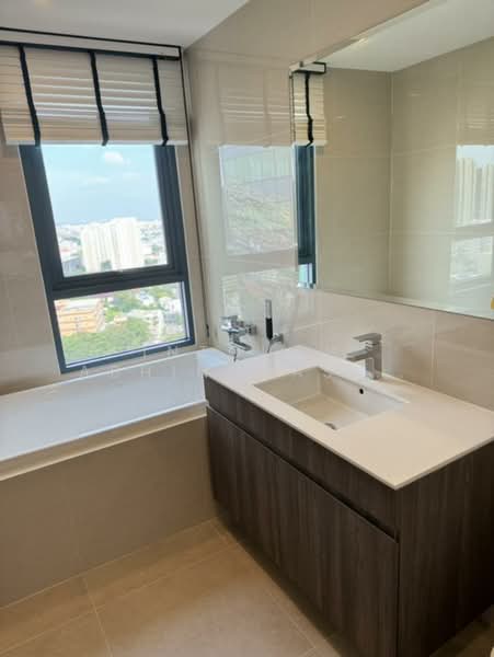 IDEO Mobi Sukhumvit 66, Bangkok, 2578 Soi Sukhumvit 66 Sukhumvit Road, Bang Chak, Phra Khanong, Bangkok, 2 Bedrooms, 80 sqm, Condo For Rent, by Intouch Abhinorasaeth, 500233370 - DDproperty.com