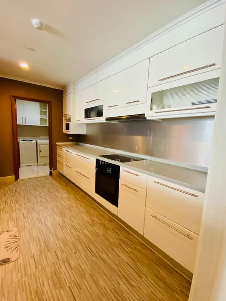 Sky Villas Sathorn : คอนโดสกาย วิลล่า สาทร, กรุงเทพ, 7 อาคาร แอสคอทท์ ถ.สาทร, ยานนาวา, สาทร, กรุงเทพ, 125 ตร.ม., คอนโด ให้เช่า, โดย Somrad Phoopruksachart, 500233396 - DDproperty.com