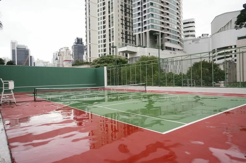 Baan Suanpetch, Bangkok, 18 Soi Sukhumvit 39, Khlong Tan Nua, Watthana, Bangkok, 2 Bedrooms, 135 sqm, Condo For Rent, by Somrad Phoopruksachart, 500233436 - DDproperty.com