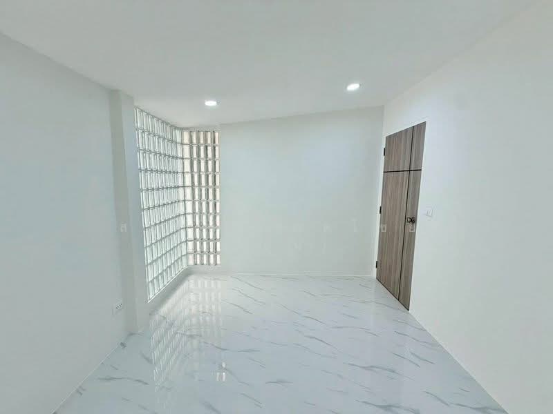 พงษ์เพชรพัฒนา, Bangkok, Thung Song Hong, Lak Si, Bangkok, 3 Bedrooms, 100 sqm, Townhouse For Sale, by สรภพ ยอดไชย (สีฝุ่น), 500233442 - DDproperty.com