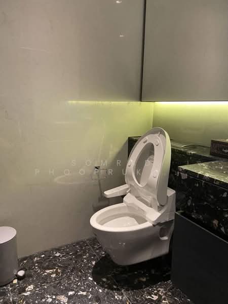 BEATNIQ Sukhumvit 32, Bangkok, Soi Sukhumvit 32, Sukhumvit Road, Khong Tan, Khlong Toei, Bangkok, 1 Bedroom, 55 sqm, Condo For Rent, by Somrad Phoopruksachart, 500233455 - DDproperty.com