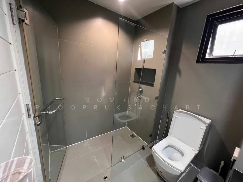Modern Town, Bangkok, Ekamai Road, Khlong Tan Nua, Watthana, Bangkok, 1 Bedroom, 66 sqm, Condo For Rent, by Somrad Phoopruksachart, 500233465 - DDproperty.com
