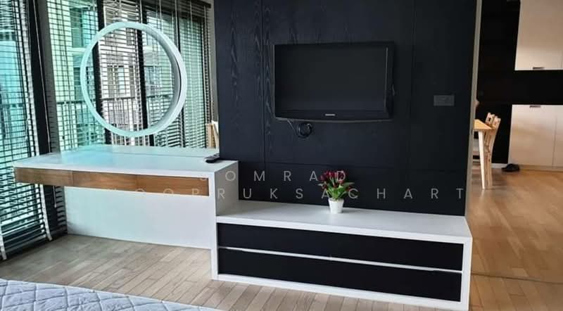 Noble Solo, Bangkok, 988 Thong Lo, Khlong Tan Nua, Watthana, Bangkok, 1 Bedroom, 55 sqm, Condo For Rent, by Somrad Phoopruksachart, 500233490 - DDproperty.com