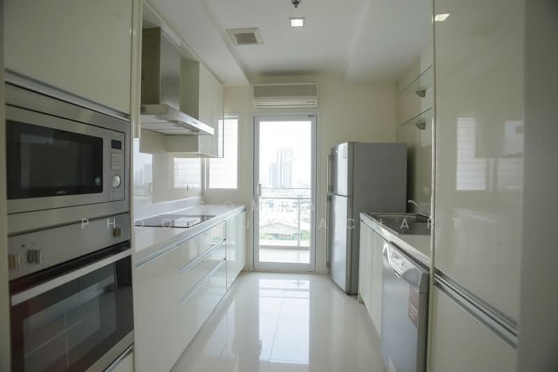 GM Serviced Apartment, Bangkok, 47 Soi Sukhumvit 20, Khlong Toei, Khlong Toei, Bangkok, 2 Bedrooms, 110 sqm, Apartment For Rent, by Somrad Phoopruksachart, 500233493 - DDproperty.com