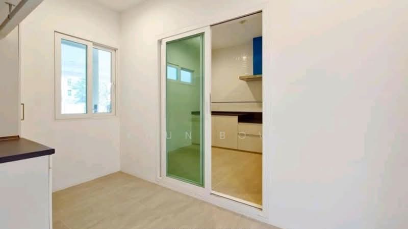 Ladawan Rama 2, Bangkok, Rama 2 Road, Samae Dam, Bang Khun Thian, Bangkok, 4 Bedrooms, 383 sqm, Single Detached House For Sale, by Khun Bow, 500233494 - DDproperty.com