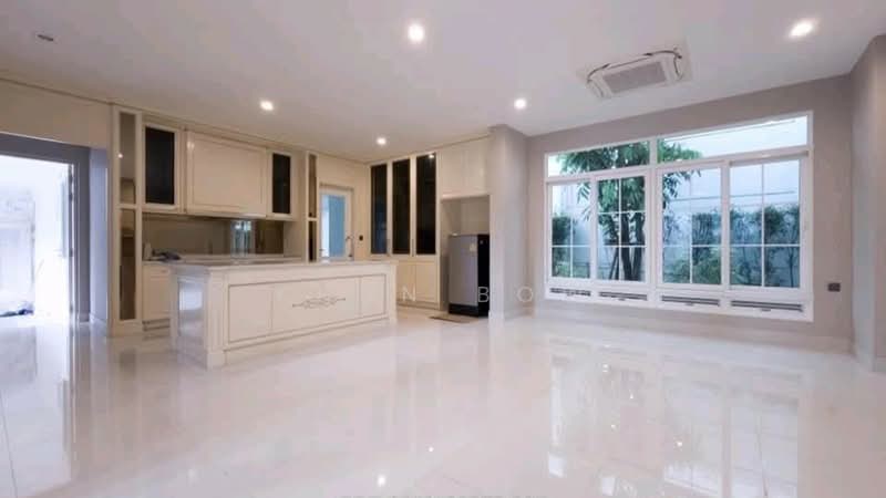 Ladawan Rama 2, Bangkok, Rama 2 Road, Samae Dam, Bang Khun Thian, Bangkok, 4 Bedrooms, 383 sqm, Single Detached House For Sale, by Khun Bow, 500233494 - DDproperty.com