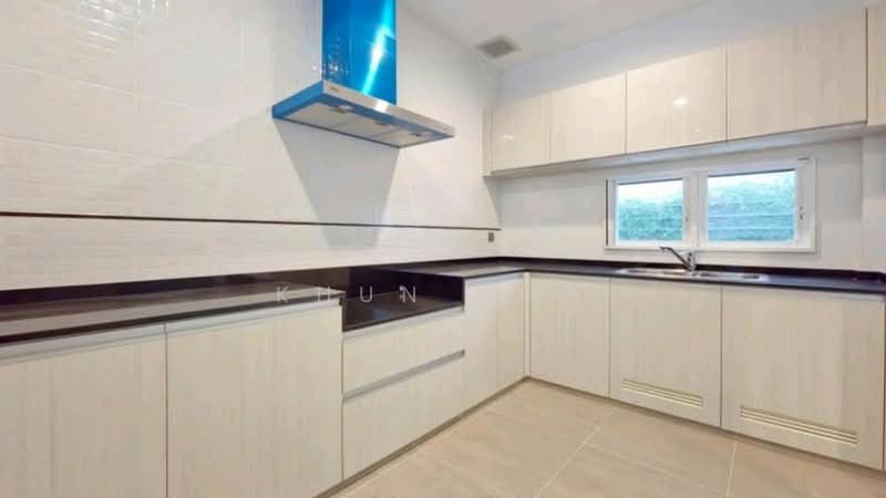 Ladawan Rama 2, Bangkok, Rama 2 Road, Samae Dam, Bang Khun Thian, Bangkok, 4 Bedrooms, 383 sqm, Single Detached House For Sale, by Khun Bow, 500233494 - DDproperty.com