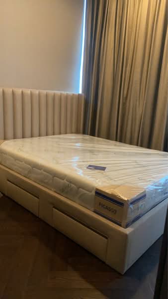 The Esse Sukhumvit 36, Bangkok, Soi Sukhumvit 36, Sukhumvit Road, Phra Kanong, Khlong Toei, Bangkok, 1 Bedroom, 38 sqm, Condo For Rent, by Somrad Phoopruksachart, 500233525 - DDproperty.com