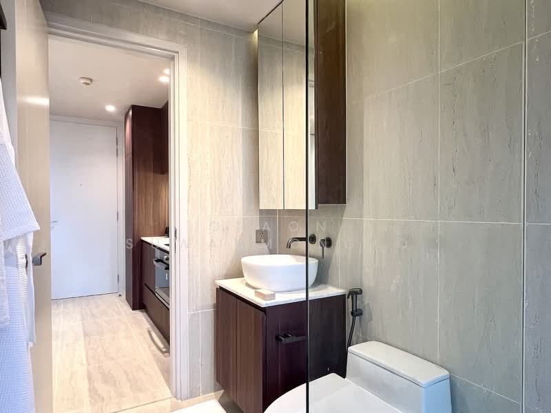 The Room Sukhumvit 21, Bangkok, Asok Montri Rd, Khlongtoei Nua, Watthana, Bangkok, Studio, 37 sqm, Condo For Rent, by Oraon Suwanmongko, 500233527 - DDproperty.com