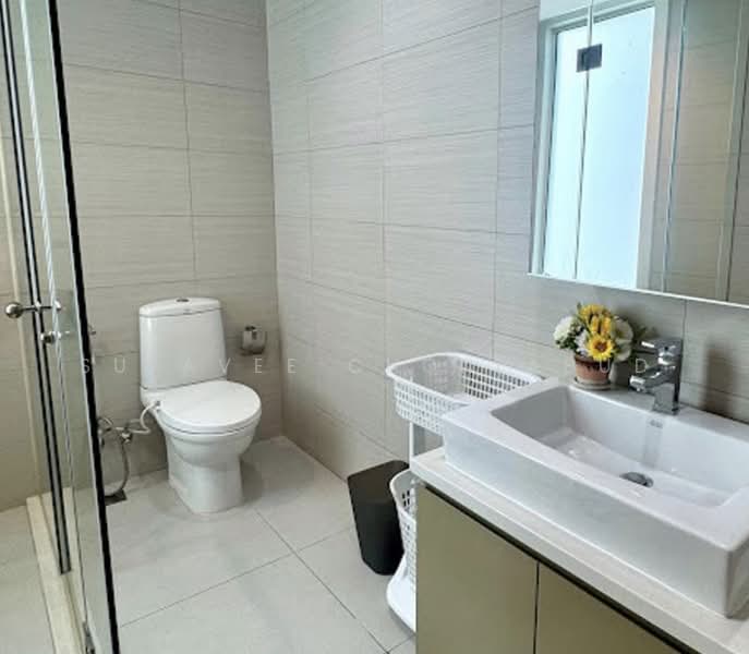Siri At Sukhumvit, Bangkok, 902 Sukhumvit Road, Phra Kanong, Khlong Toei, Bangkok, 2 Bedrooms, 74 sqm, Condo For Rent, by Sutavee Chonlabud, 500233564 - DDproperty.com