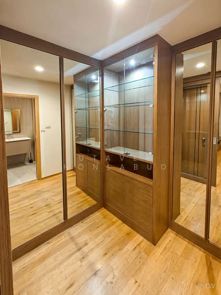 The Empire Place, Bangkok, 88 Narathiwatratchanakharin Road, Thung Maha Mek, Sathon, Bangkok, 2 Bedrooms, 120 sqm, Condo For Rent, by Sutavee Chonlabud, 500233566 - DDproperty.com