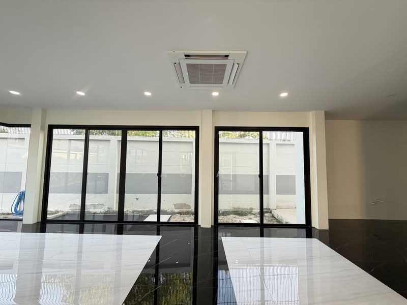 Casalunar Mesto Home, Chon Buri (Pattaya), 145 Moo 1, Samed, Muang Chon Buri, Chon Buri (Pattaya), 4 Bedrooms, 421 sqm, Single Detached House For Sale, by Paula ., 500233589 - DDproperty.com