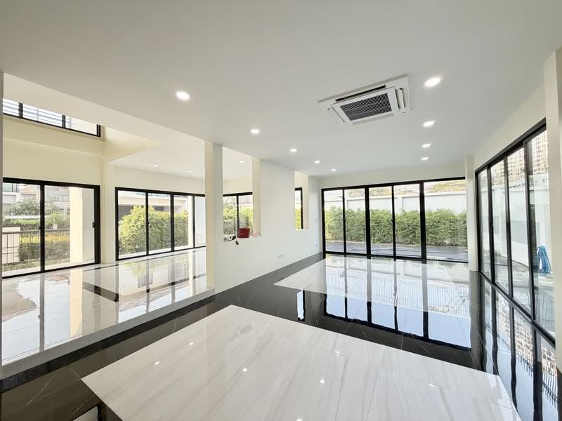 Casalunar Mesto Home : คาซาลูนา เมสโต โฮม, ชลบุรี, 145 หมู่ที่ 1, เสม็ด, เมืองชลบุรี, ชลบุรี, 421 ตร.ม., บ้านเดี่ยว ขาย, โดย Paula ., 500233589 - DDproperty.com