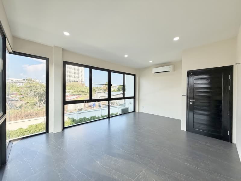 Casalunar Mesto Home, Chon Buri (Pattaya), 145 Moo 1, Samed, Muang Chon Buri, Chon Buri (Pattaya), 4 Bedrooms, 421 sqm, Single Detached House For Sale, by Paula ., 500233589 - DDproperty.com