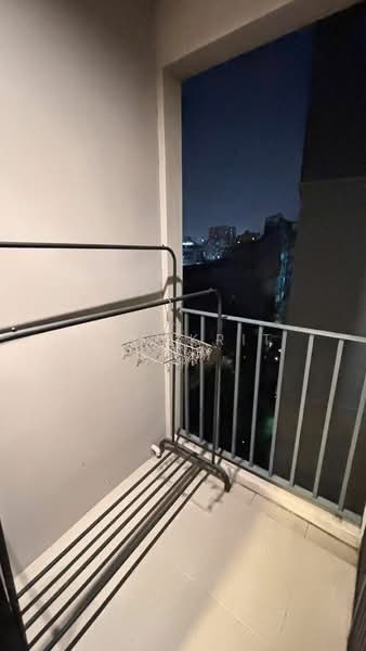 Maestro 03 Ratchada-Rama 9, Bangkok, Soi Ratchadaphisek 3 Ratchadaphisek Road, Din Daeng, Din Daeng, Bangkok, 1 Bedroom, 30 sqm, Condo For Rent, by Tanakrit Chotbuddkayan, 500233610 - DDproperty.com