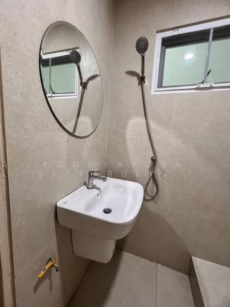 ทาวน์โฮมตกแต่งใหม่ ซอยจรัญสนิทวงศ์ 35, Bangkok, Bang Khun Sri, Bangkok Noi, Bangkok, 3 Bedrooms, 160 sqm, Townhouse For Sale, by Poonyaporn Veerabulyarit, 500233623 - DDproperty.com