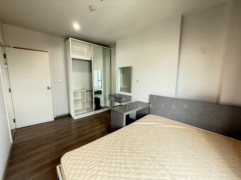 Aspire Sathon-Taksin (Copper Zone), Bangkok, 65 Kanlapaphruek Road, Bangko, Chom Thong, Bangkok, 2 Bedrooms, 45 sqm, Condo For Rent, by Tanakrit Chotbuddkayan, 500233631 - DDproperty.com