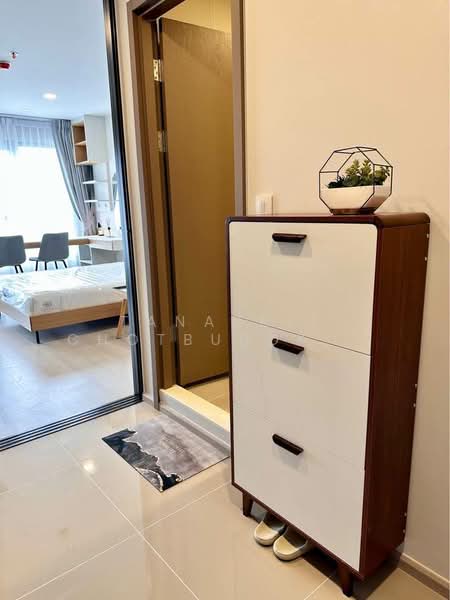 Life Phahon-Ladprao, Bangkok, 996 Phahonyothin Road, Jom Phon, Chatuchak, Bangkok, Studio, 29 sqm, Condo For Rent, by Tanakrit Chotbuddkayan, 500233647 - DDproperty.com