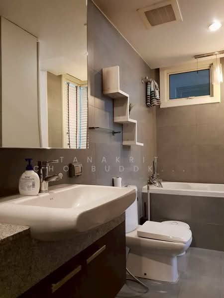 Manhattan Chidlom, Bangkok, 1032 Phetchaburi 32 Alley, Makkasan, Ratchathewi, Bangkok, 1 Bedroom, 58 sqm, Condo For Rent, by Tanakrit Chotbuddkayan, 500233655 - DDproperty.com