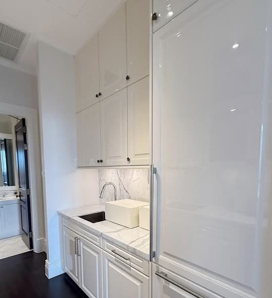 98 Wireless, Bangkok, 98 Wireless Road, Lumphini, Pathum Wan, Bangkok, 2 Bedrooms, 120 sqm, Condo For Sale, by Tanakrit Chotbuddkayan, 500233665 - DDproperty.com