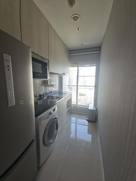 Rhythm Sathorn-Narathiwas, Bangkok, 651 Naradhiwas Rajanagarindra Road, Thung Maha Mek, Sathon, Bangkok, 1 Bedroom, 39 sqm, Condo For Rent, by Tanakrit Chotbuddkayan, 500233669 - DDproperty.com