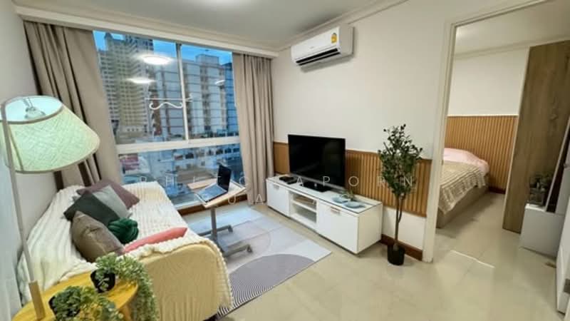 Chateau In Town Phaholyothin 11, Bangkok, Phaholyothin, Samsen Nai, Phaya Thai, Bangkok, 1 Bedroom, 45 sqm, Condo For Sale, by Phitchaporn Buamag, 500233685 - DDproperty.com