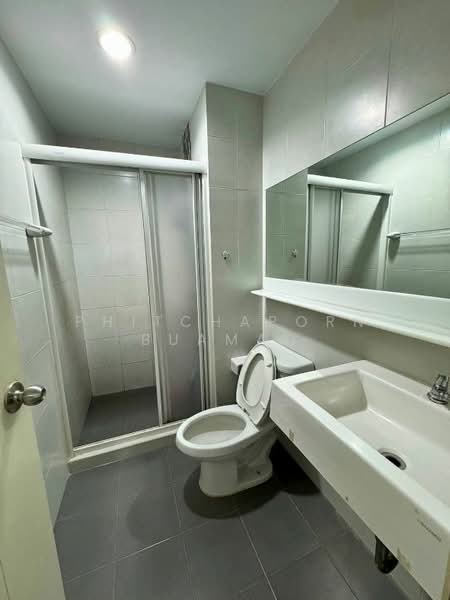 Aspire Sukhumvit-Rama 4, Bangkok, 4404 Rama 4 Road, Phra Kanong, Khlong Toei, Bangkok, 2 Bedrooms, 47 sqm, Condo For Sale, by Phitchaporn Buamag, 500233686 - DDproperty.com