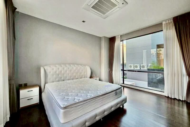 The Gentry Phatthanakan 2, Bangkok, Phatthanakan 32, Suan Luang, Suan Luang, Bangkok, 4 Bedrooms, 440 sqm, Single Detached House For Rent, by Phitchaporn Buamag, 500233702 - DDproperty.com