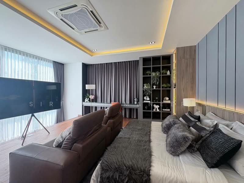 ขาย - ขายบ้านเดี่ยว 2 ชั้น สไตล์โมเดิร์น สร้างใหม่ พร้อมสระว่ายน้ำ ในโครงการคุณภาพ ฟลอร่าวิลล์ ดอยสะเก็ด เ, เชียงใหม่