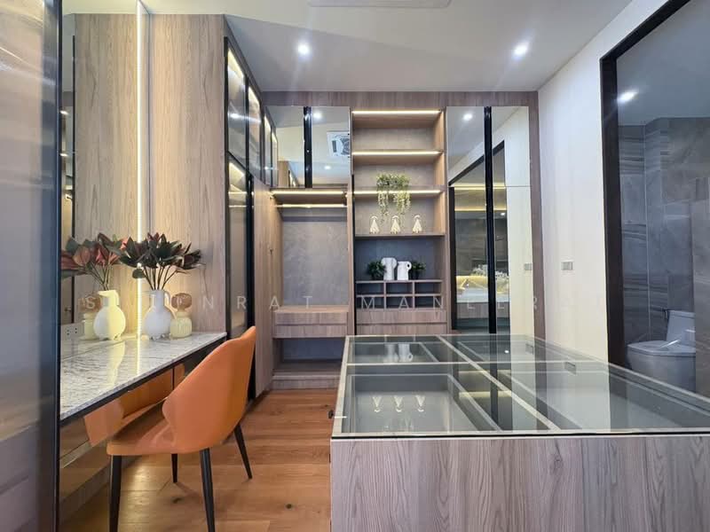 ขาย - ขายบ้านเดี่ยว 2 ชั้น สไตล์โมเดิร์น สร้างใหม่ พร้อมสระว่ายน้ำ ในโครงการคุณภาพ ฟลอร่าวิลล์ ดอยสะเก็ด เ, เชียงใหม่