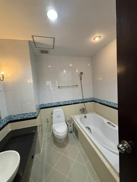 Citi Smart Sukhumvit 18, Bangkok, 366 Soi Sukhumvit 18, Sukhumvit Road, Khlong Toei, Khlong Toei, Bangkok, 2 Bedrooms, 78 sqm, Condo For Sale, by Anya Atarchanai, 500233716 - DDproperty.com