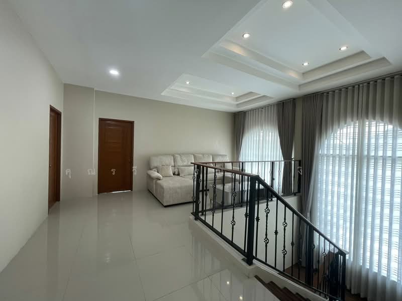 Baan Suan Neramit Watcharapol-Permsin, Bangkok, Permsin Road, Khlong Tanon, Sai Mai, Bangkok, 5 Bedrooms, 320 sqm, Single Detached House For Rent, by คุณรวีวรรณ อู่เงิน, 500233731 - DDproperty.com