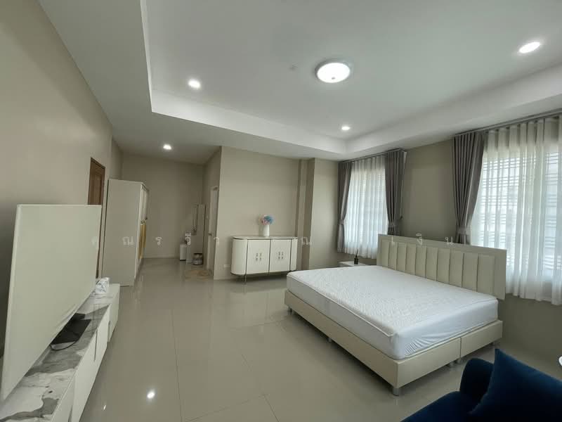 Baan Suan Neramit Watcharapol-Permsin, Bangkok, Permsin Road, Khlong Tanon, Sai Mai, Bangkok, 5 Bedrooms, 320 sqm, Single Detached House For Rent, by คุณรวีวรรณ อู่เงิน, 500233731 - DDproperty.com