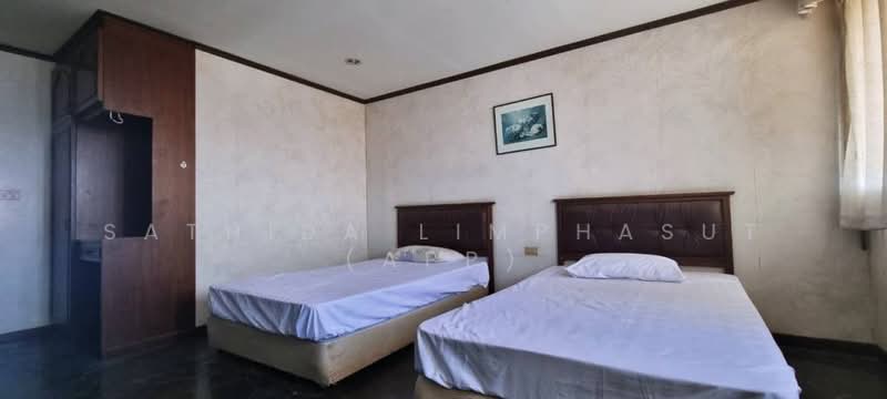 Jomtien Plaza Condotel, Chon Buri (Pattaya), 406 261 Village No. 12, Nong Pru, Bang Lamung (Pattaya), Chon Buri (Pattaya), 3 Bedrooms, 151 sqm, Condo For Sale, by Sathida Limphasut (App), 500233767 - DDproperty.com