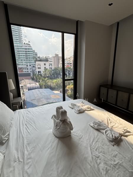 The Reserve 61 Hideaway, Bangkok, 92 Sukhumvit 61, Khlong Tan Nua, Watthana, Bangkok, 2 Bedrooms, 72 sqm, Condo For Rent, by Anya Atarchanai, 500233774 - DDproperty.com
