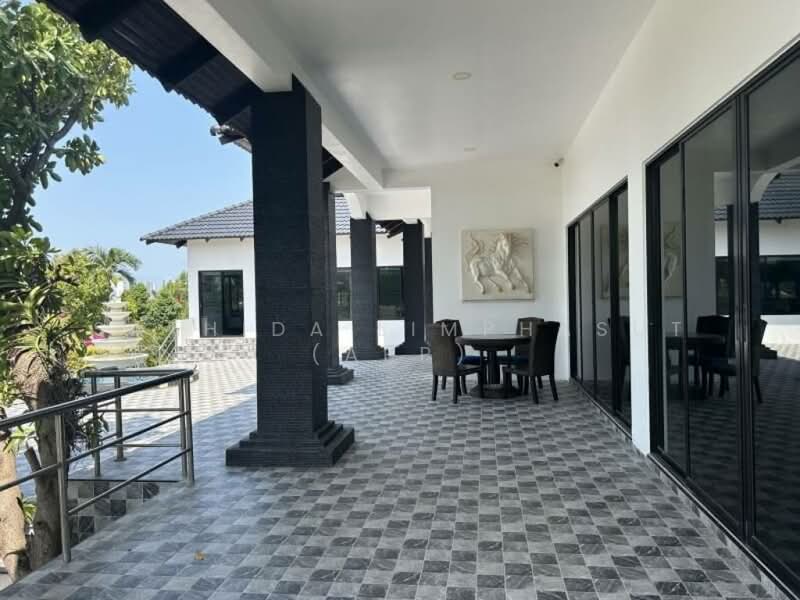 Paradise Villa 1 & 2, Chon Buri (Pattaya), Nong Pru, Bang Lamung (Pattaya), Chon Buri (Pattaya), 4 Bedrooms, 500 sqm, Villa For Sale, by Sathida Limphasut (App), 500233792 - DDproperty.com