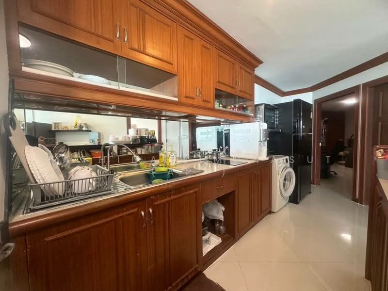 Park Beach Condominium, Chon Buri (Pattaya), Na Kloe, Bang Lamung (Pattaya), Chon Buri (Pattaya), 3 Bedrooms, 175 sqm, Condo For Sale, by Sathida Limphasut (App), 500233820 - DDproperty.com
