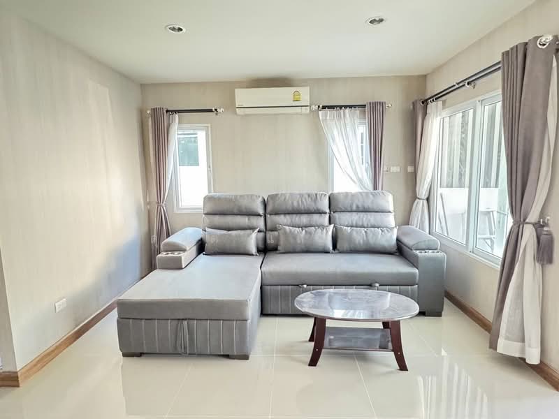 ให้เช่าบ้านแฝด ม.แมกโนลีย์ สวนเสือ ศรีราชา, Chon Buri (Pattaya), Surasak, Si Racha, Chon Buri (Pattaya), 3 Bedrooms, 180 sqm, Semi-Detached House (Twin House) For Rent, by Dusit Saengfa, 500233847 - DDproperty.com