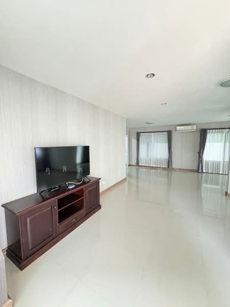 ให้เช่าบ้านแฝด ม.แมกโนลีย์ สวนเสือ ศรีราชา, Chon Buri (Pattaya), Surasak, Si Racha, Chon Buri (Pattaya), 3 Bedrooms, 180 sqm, Semi-Detached House (Twin House) For Rent, by Dusit Saengfa, 500233847 - DDproperty.com