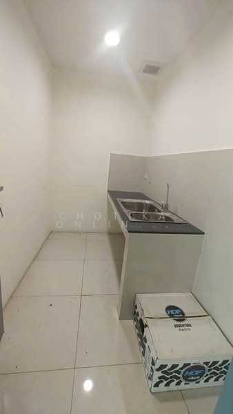 for sale - FREEHOLD 5.5 storey building and land with lifts facing bangpli kingkaew main Road, Samut Prakan, Bangphli Yai, Bang Plee, Samut Prakan, , 3,552 sqm, Shophouse For Sale, by chotika onlinerealtor, 500233851 - DDproperty.com