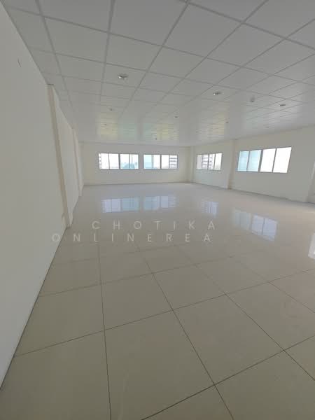 For Sale - for sale - FREEHOLD 5.5 storey building and land with lifts facing bangpli kingkaew main Road, Samut Prakan