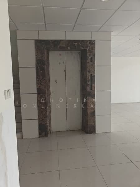 For Sale - for sale - FREEHOLD 5.5 storey building and land with lifts facing bangpli kingkaew main Road, Samut Prakan